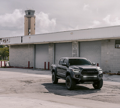 Фото дисков Vossen HF6-4 на Toyota Tacoma III