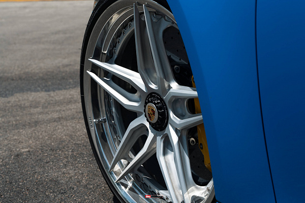 Фото дисков HRE S107SC Сатиновый лак на Porsche 911 VIII