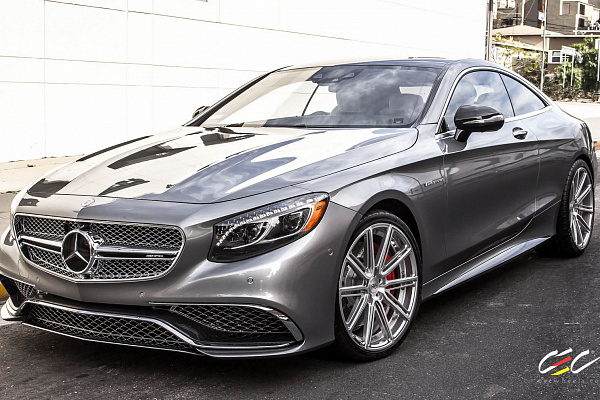 Mercedes-Benz S65 AMG Coupe