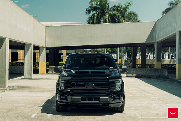 Фото дисков Vossen HF6-5 Черный глянец на Ford F-150 XIII