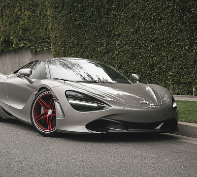 Фото дисков CEC C25 на McLaren 720S