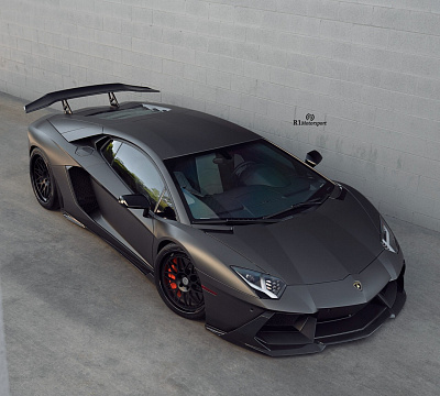 Фото дисков HRE 300 на Lamborghini Aventador
