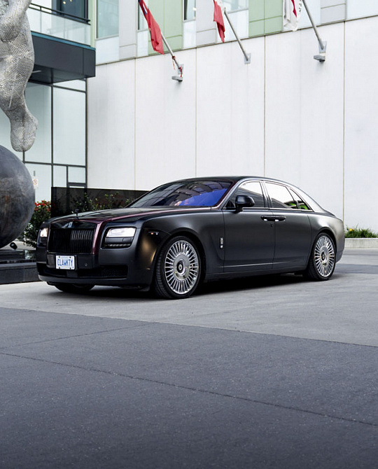 Фото дисков TIARA Полированный лак на Rolls-Royce Ghost I