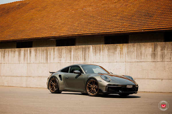 Фото дисков Vossen S17-06 Сатиновая бронза на Porsche 911 VIII