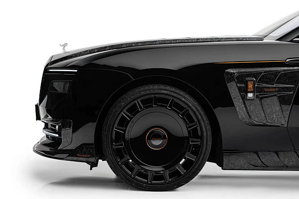 Фото дисков Mansory FD.15 Черный глянец на Rolls-Royce Spectre