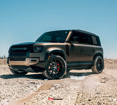 Фото дисков HRE P101 на Land Rover Defender II