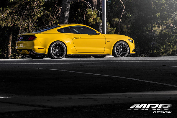 Фото дисков MRR GF9 Черный глянец на Ford Mustang VI