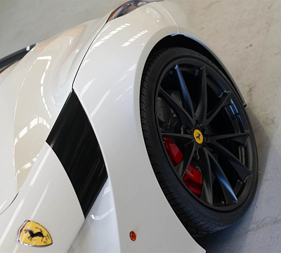 Фото дисков HRE P204 на Ferrari F12
