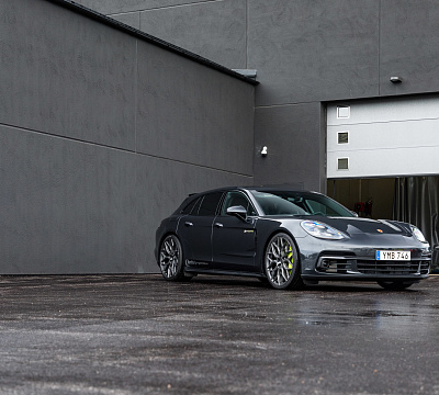 Фото дисков Vossen HF-2 на Porsche Panamera II