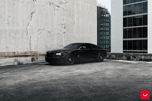 Фото дисков Vossen HF-8 Черный глянец на Rolls-Royce Wraith