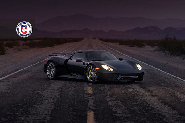 Фото дисков HRE P101 Глянцевый темный лак на Porsche 918 Spyder