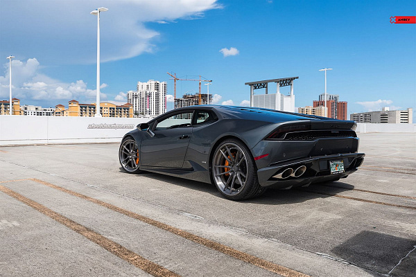 Фото дисков Anrky AN34 Глянцевый тонированный лак на Lamborghini Huracan