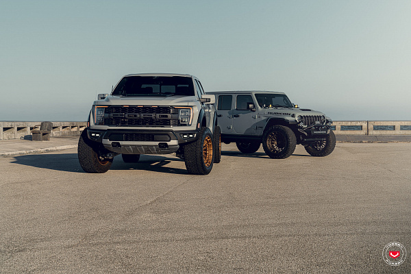 Фото дисков Vossen LCX-03 Сатиновая медь на GMC Sierra IV