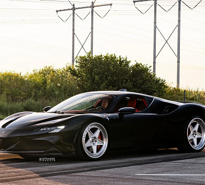 Фото дисков Strasse Wheels F5 Track на Ferrari SF90