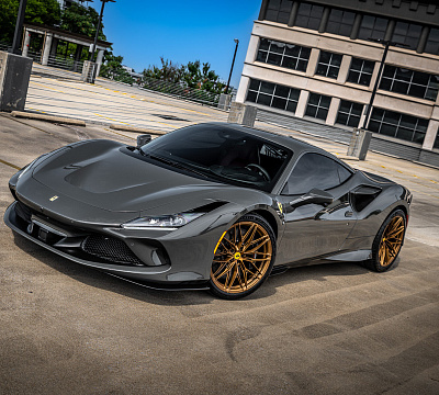 Фото дисков Vossen S21-02 на Ferrari F8