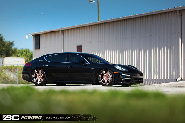 Фото дисков BC Forged HC027 Другой цвет на Porsche Panamera I