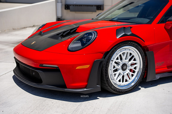 Фото дисков Strasse Wheels SV10M-RS Track Белый сатин на Porsche 911 VIII