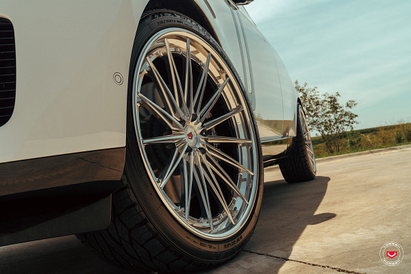 Фото дисков Vossen VPS-2 (3-Piece) Глянцевый лак на Land Rover Range Rover V