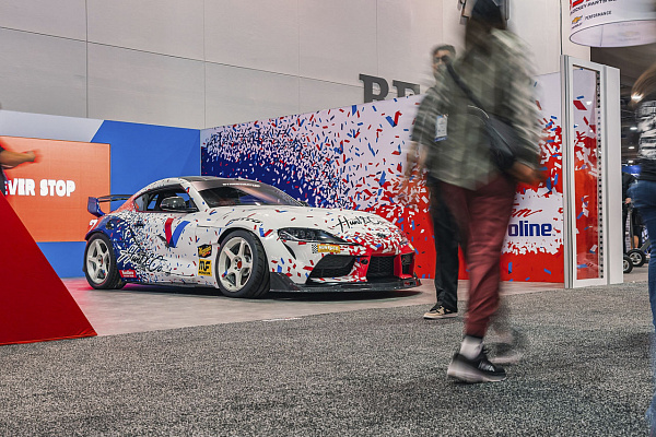 Фото дисков Motegi Racing MR159 BATTLE V Белый глянец на Toyota Supra A90