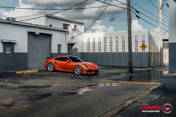 Фото дисков Vossen RS92 Глянцевый лак на Porsche 911 VIII