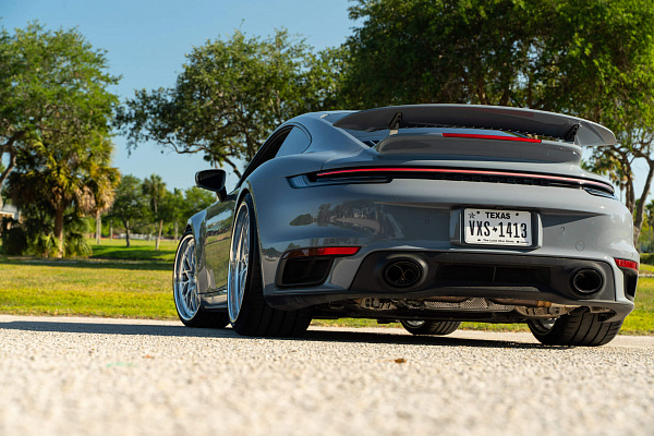 Фото дисков HRE 520 Глянцевый лак на Porsche 911 VIII