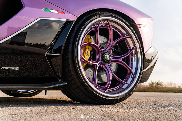 Фото дисков Anrky S3-X0 Другой цвет на Lamborghini Aventador