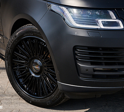 Фото дисков Vossen S17-14 (3-Piece) на Land Rover Range Rover IV