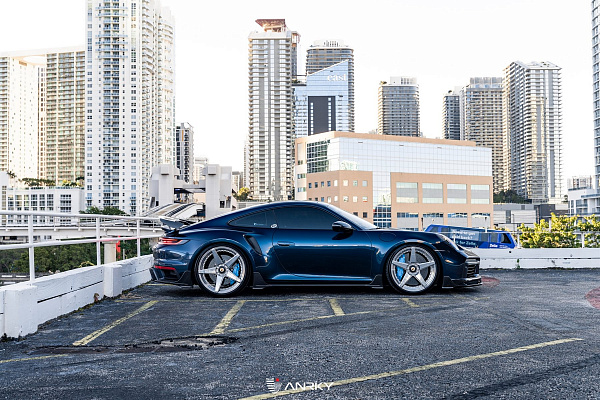 Фото дисков Anrky AN36-S Полированный лак на Porsche 911 VIII