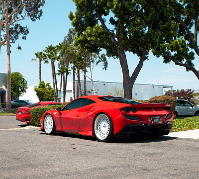 Фото дисков HRE 501 на Ferrari F8