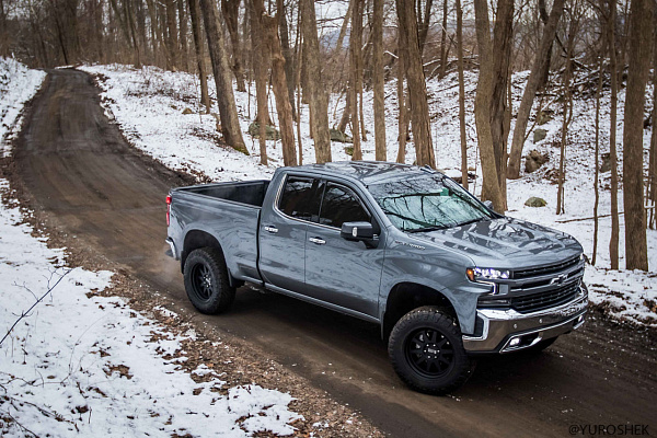 Фото дисков Black Rhino STADIUM Черный матовый на Chevrolet Silverado IV