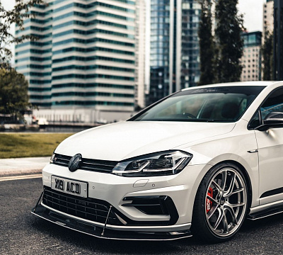 Фото дисков Bola FLE на Volkswagen Golf VII