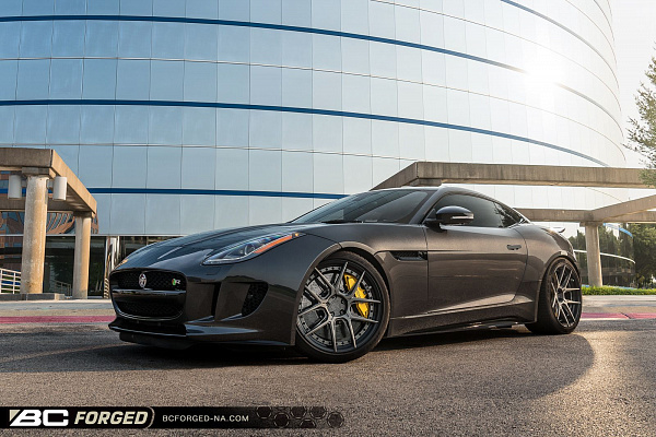 Фото дисков BC Forged HCA381 Глянцевый графит на Jaguar F-Type