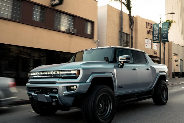 Фото дисков Brixton Forged BX02-M Черный сатин на GMC Hummer EV