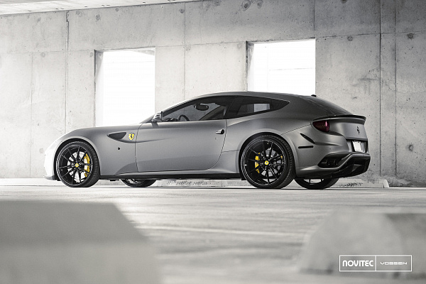 Фото дисков NOVITEC NF8 Черный глянец на Ferrari GTC4Lusso