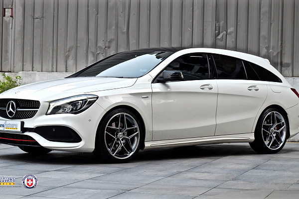 Фото дисков HRE FF11 Серебро на Mercedes-Benz CLA (C117, X117)
