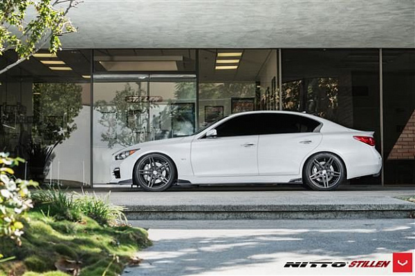 Фото дисков Vossen VFS-5 Глянцевый графит на Infiniti Q50