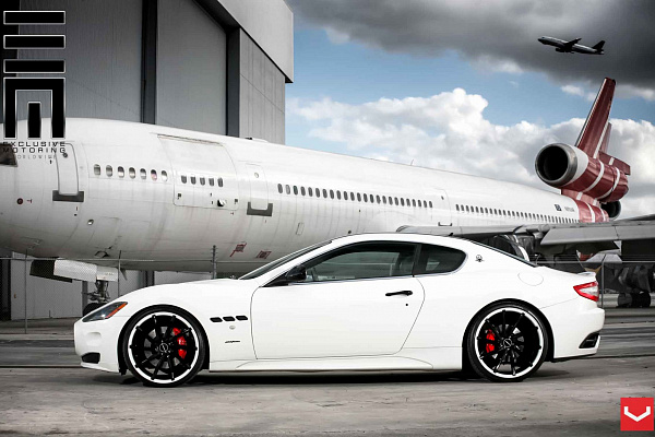 Фото дисков Vossen CVT Черный глянец на Maserati GranTurismo I