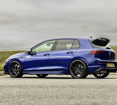 Фото дисков Rotiform KPR на Volkswagen Golf VIII