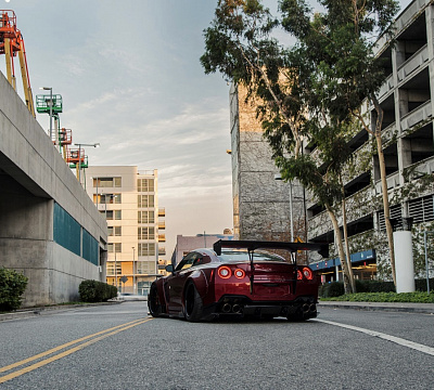 Фото дисков Savini SV43 на Nissan GT-R