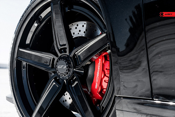 Фото дисков Anrky AN38 Черный глянец на Porsche 911 VII