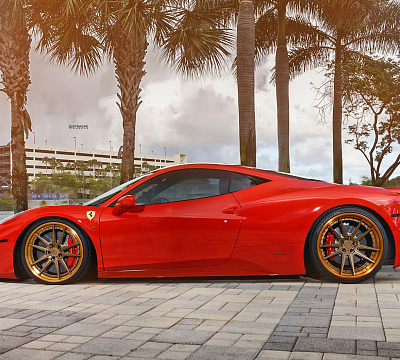 Фото дисков Strasse Wheels SV1 Deep Concave FS на Ferrari 458