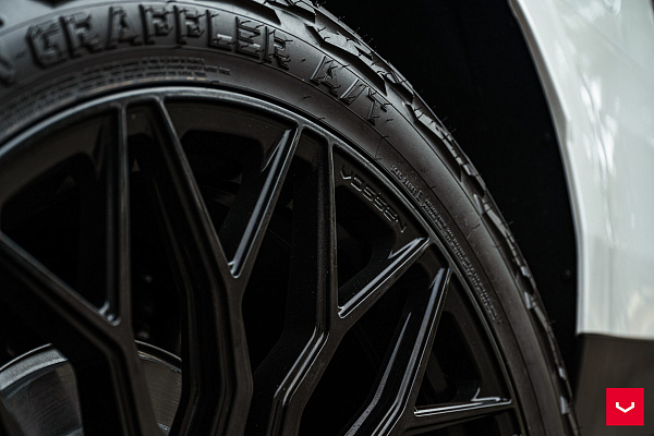 Фото дисков Vossen HF6-3 Черный глянец на Chevrolet Suburban XII