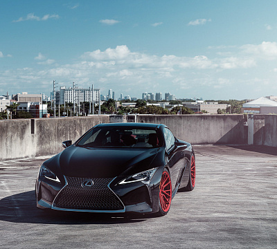 Фото дисков Vossen M-X4T на Lexus LC 500
