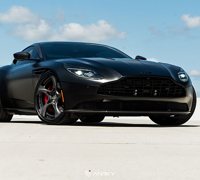 Фото дисков Anrky XR-305 на Aston Martin DB11