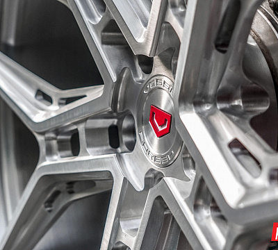 Фото дисков Vossen EVO-4R на Ferrari California