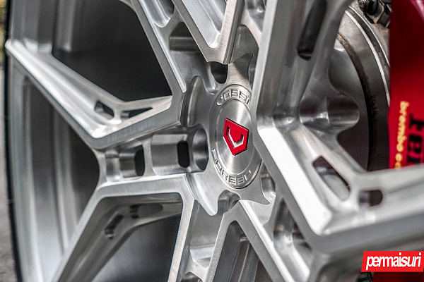 Фото дисков Vossen EVO-4R Глянцевый лак на Ferrari California