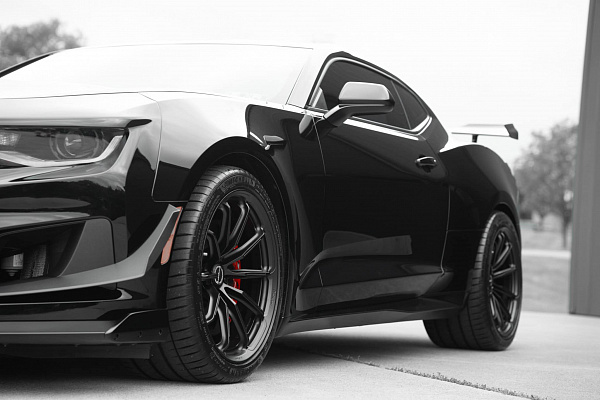 Фото дисков Brixton Forged R11-RS Черный сатин на Chevrolet Camaro VI