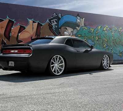 Фото дисков Vossen CVT на Dodge Challenger III