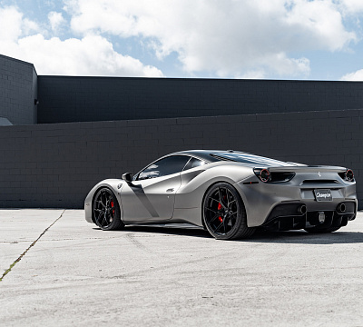Фото дисков Vossen HF-5 на Ferrari 488