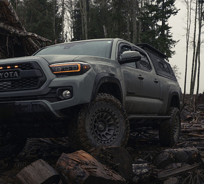 Фото дисков Black Rhino BARRAGE на Toyota Tacoma III